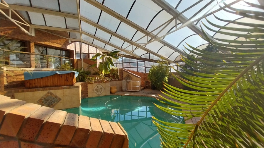 5 Bedroom Property for Sale in Trichardt Mpumalanga
