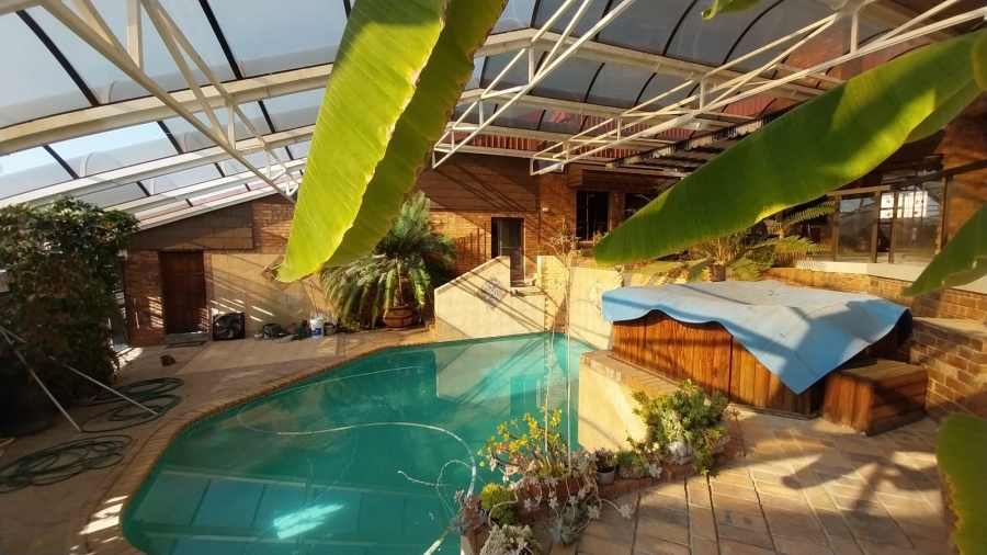 5 Bedroom Property for Sale in Trichardt Mpumalanga