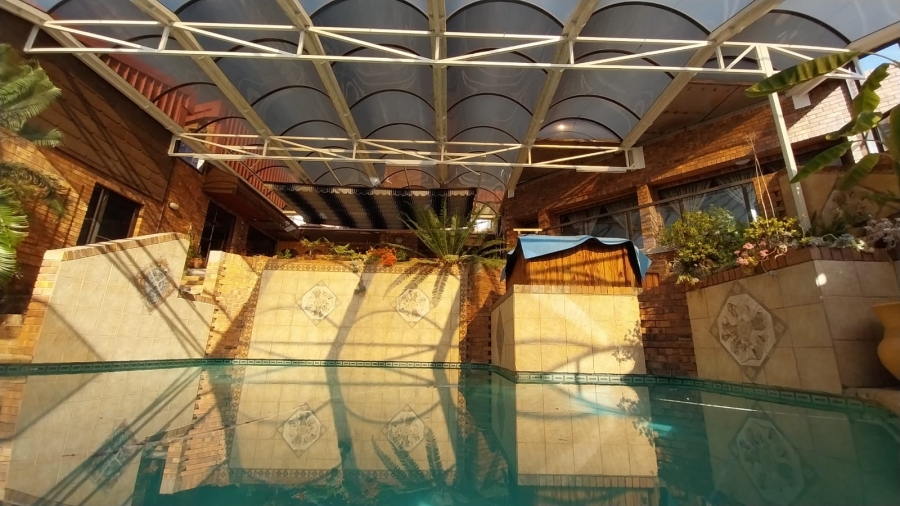 5 Bedroom Property for Sale in Trichardt Mpumalanga