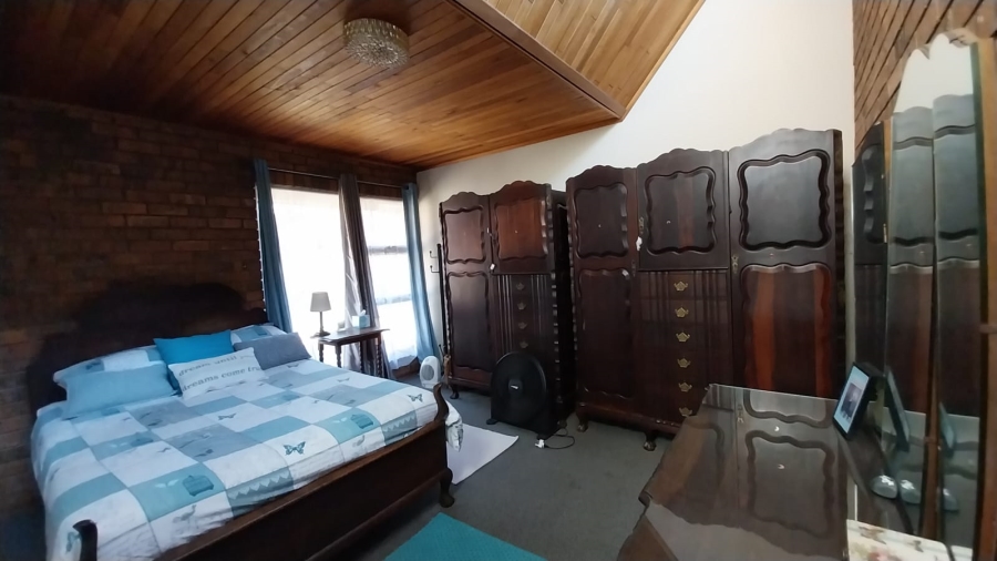5 Bedroom Property for Sale in Trichardt Mpumalanga