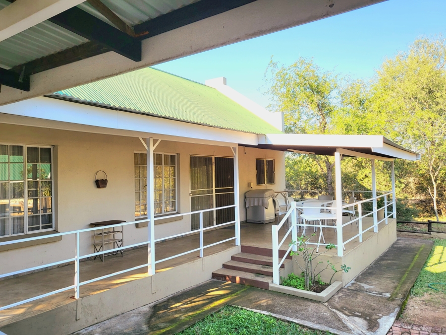 4 Bedroom Property for Sale in Marloth Park Mpumalanga
