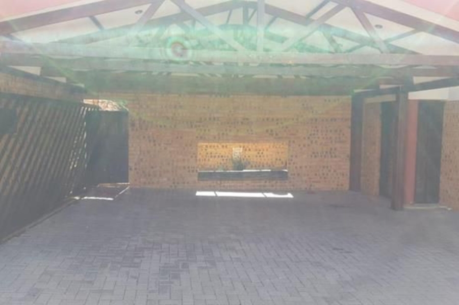 3 Bedroom Property for Sale in Die Heuwel Mpumalanga