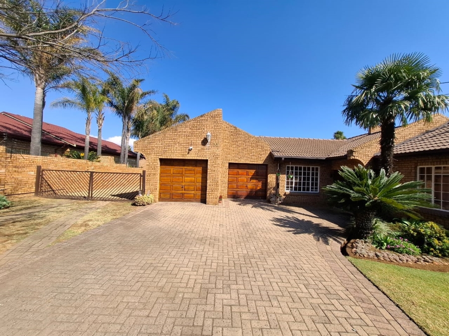 3 Bedroom Property for Sale in Aerorand Mpumalanga