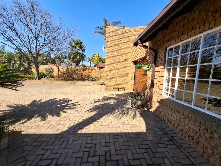 3 Bedroom Property for Sale in Aerorand Mpumalanga
