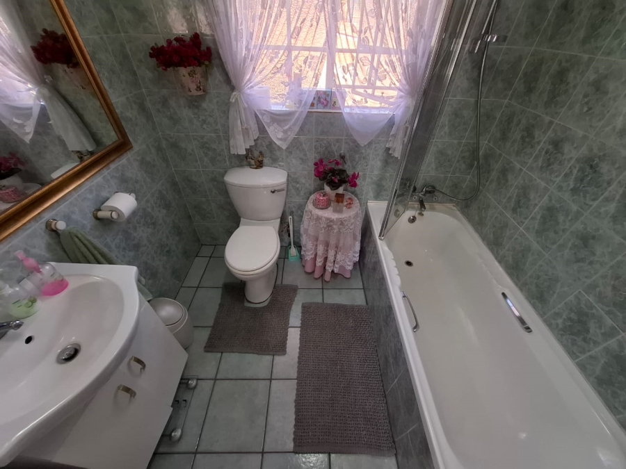 3 Bedroom Property for Sale in Aerorand Mpumalanga
