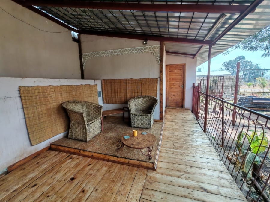 9 Bedroom Property for Sale in eMakhazeni B Mpumalanga