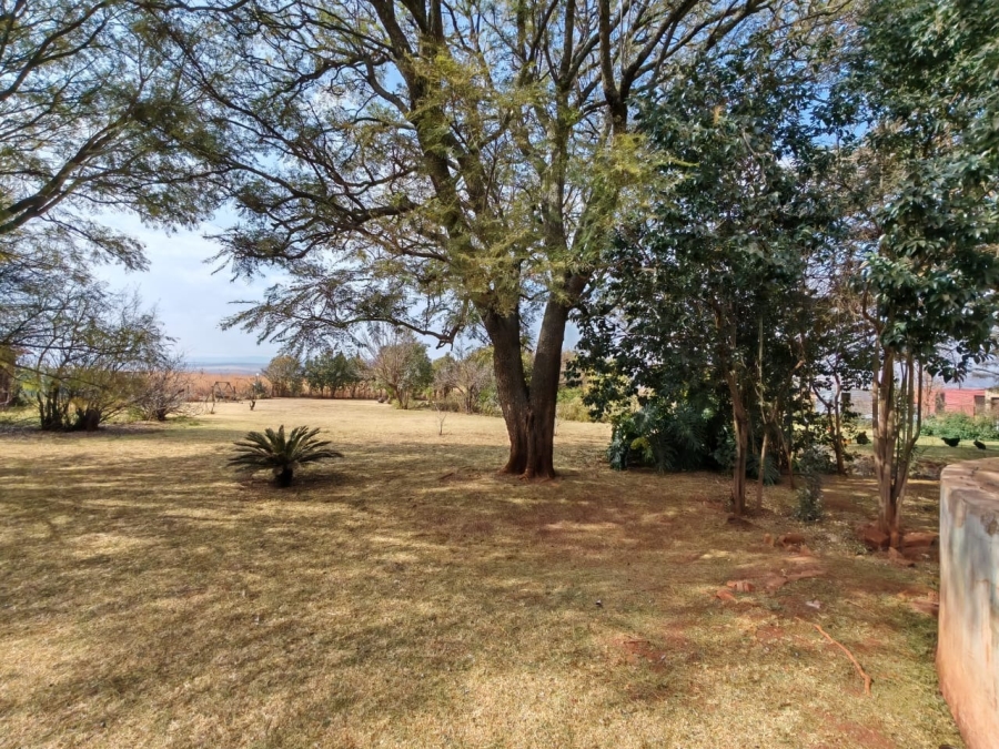 9 Bedroom Property for Sale in eMakhazeni B Mpumalanga