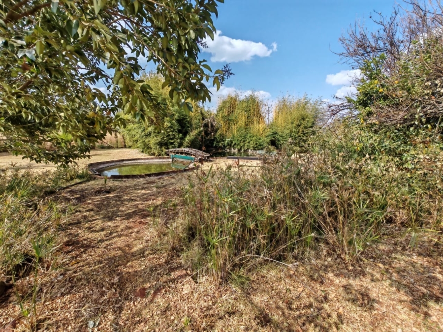 9 Bedroom Property for Sale in eMakhazeni B Mpumalanga