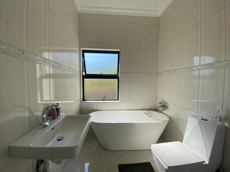 4 Bedroom Property for Sale in White River Estates Mpumalanga
