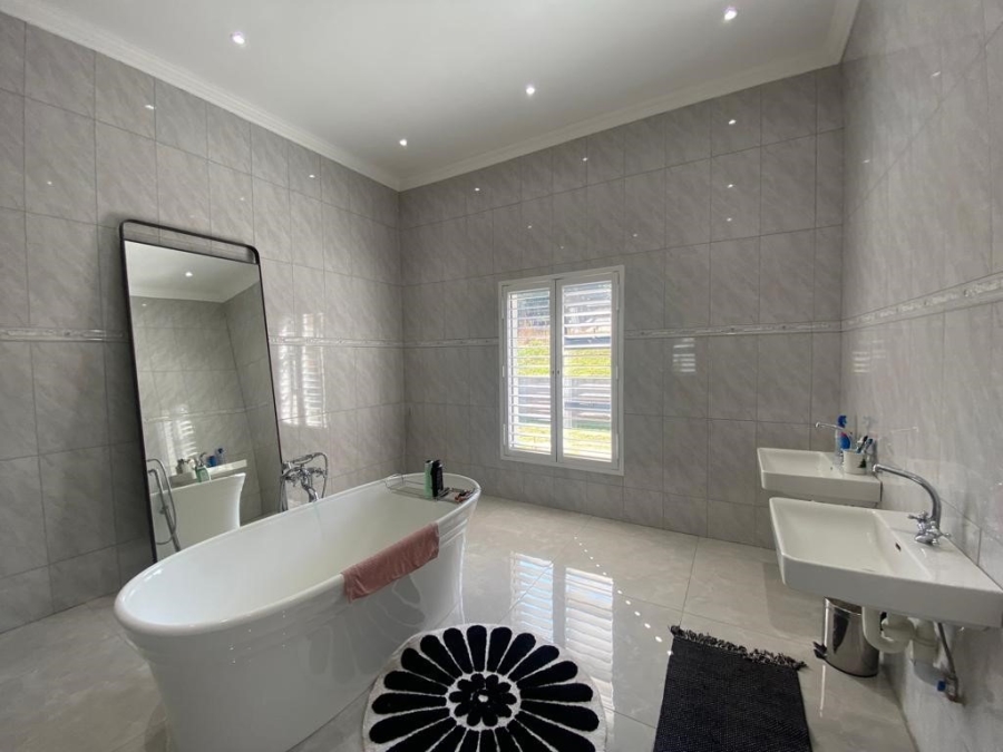 4 Bedroom Property for Sale in White River Estates Mpumalanga