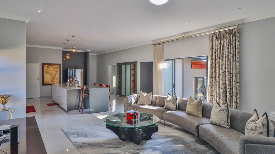 4 Bedroom Property for Sale in White River Estates Mpumalanga