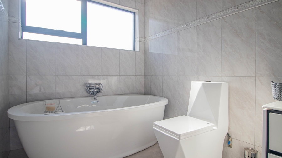 4 Bedroom Property for Sale in White River Estates Mpumalanga