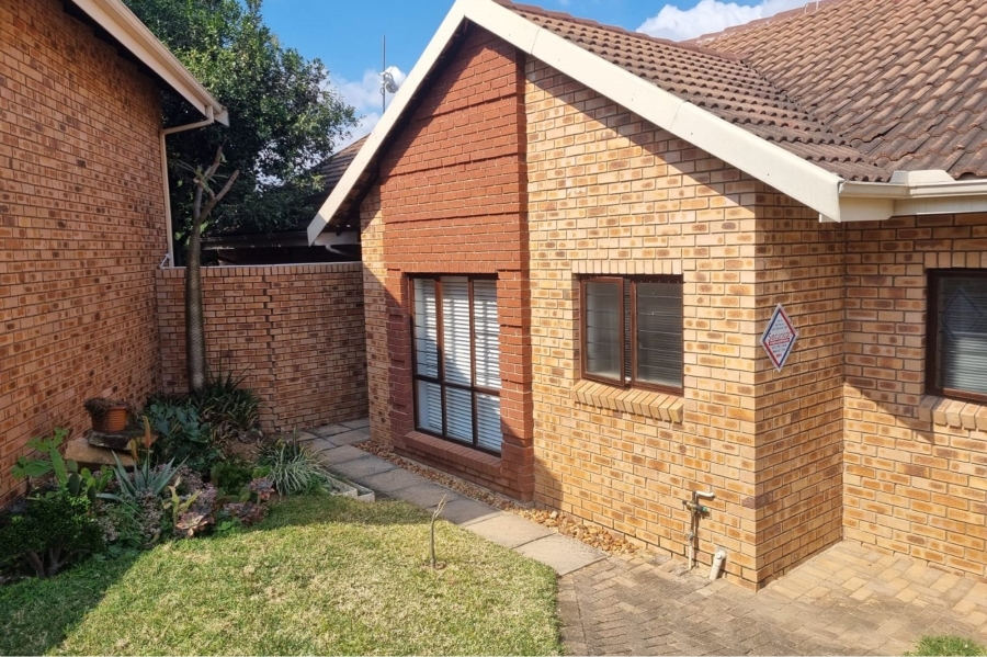 3 Bedroom Property for Sale in Nelspruit Ext 14 Mpumalanga