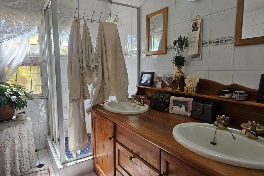 4 Bedroom Property for Sale in Clubville Mpumalanga