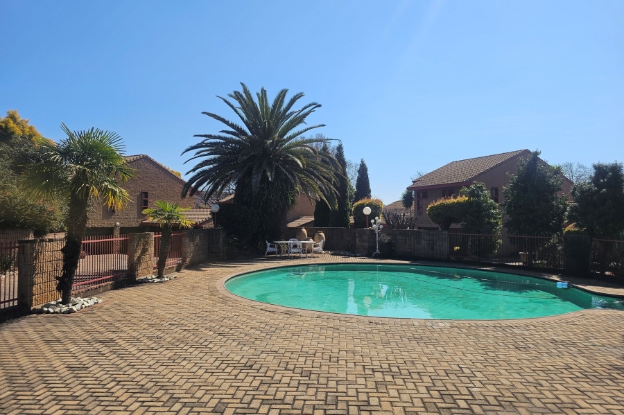 4 Bedroom Property for Sale in Clubville Mpumalanga