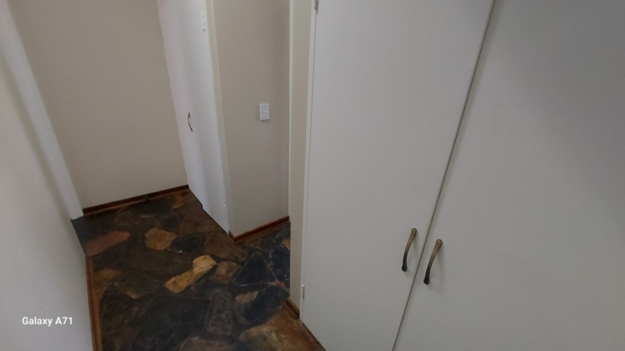 To Let 1 Bedroom Property for Rent in White River Mpumalanga
