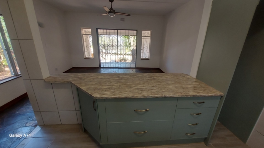 To Let 1 Bedroom Property for Rent in White River Mpumalanga