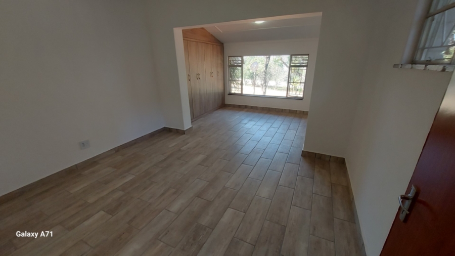 To Let 1 Bedroom Property for Rent in White River Mpumalanga