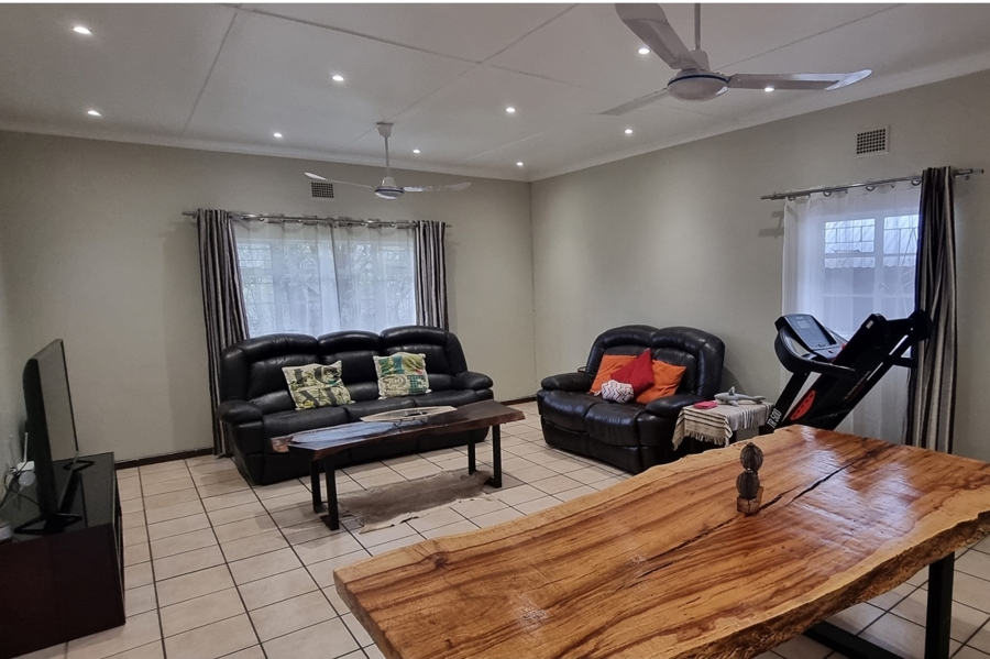 3 Bedroom Property for Sale in Nelspruit Ext 5 Mpumalanga
