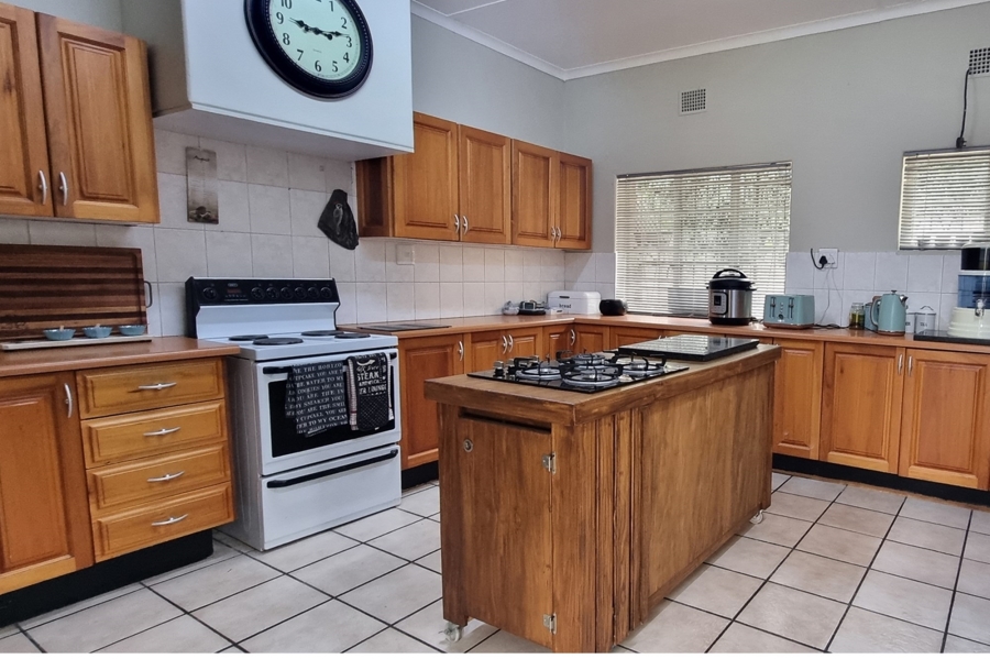 3 Bedroom Property for Sale in Nelspruit Ext 5 Mpumalanga
