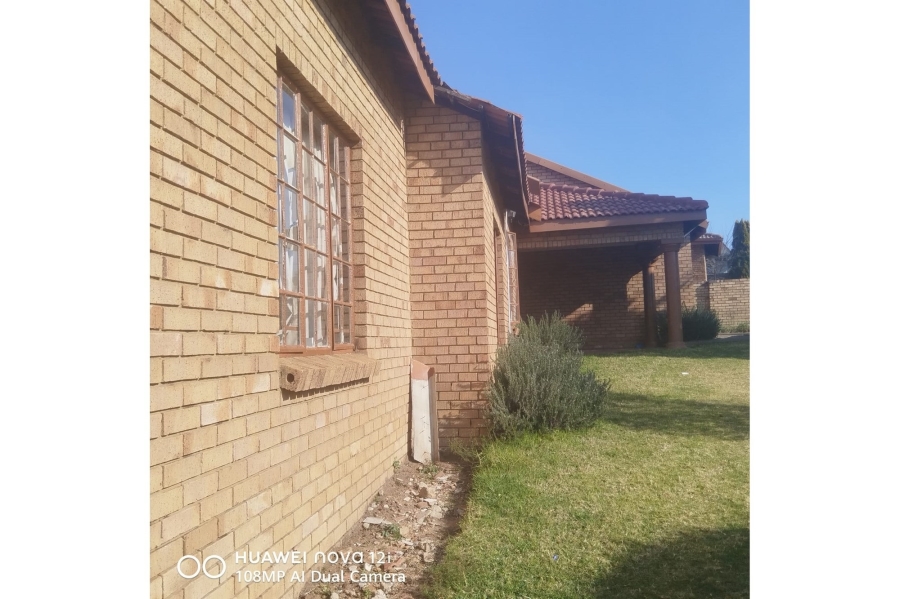 3 Bedroom Property for Sale in Die Heuwel Mpumalanga