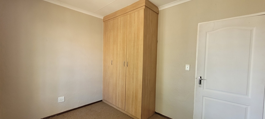 To Let 2 Bedroom Property for Rent in Stonehenge Mpumalanga