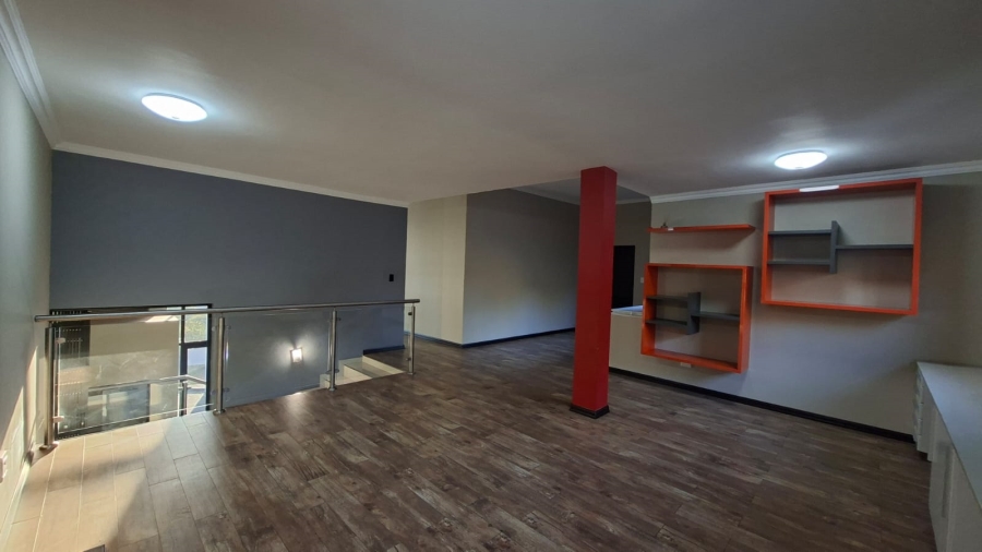 To Let 5 Bedroom Property for Rent in Steiltes Mpumalanga