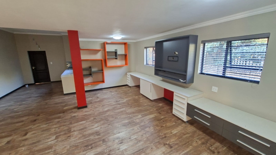 To Let 5 Bedroom Property for Rent in Steiltes Mpumalanga