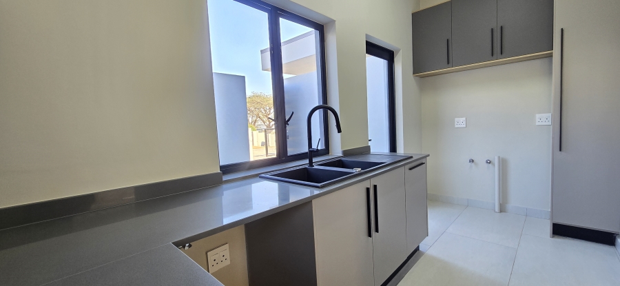 To Let 4 Bedroom Property for Rent in The Rest Nature Estate Mpumalanga