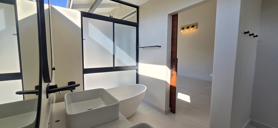 To Let 4 Bedroom Property for Rent in The Rest Nature Estate Mpumalanga