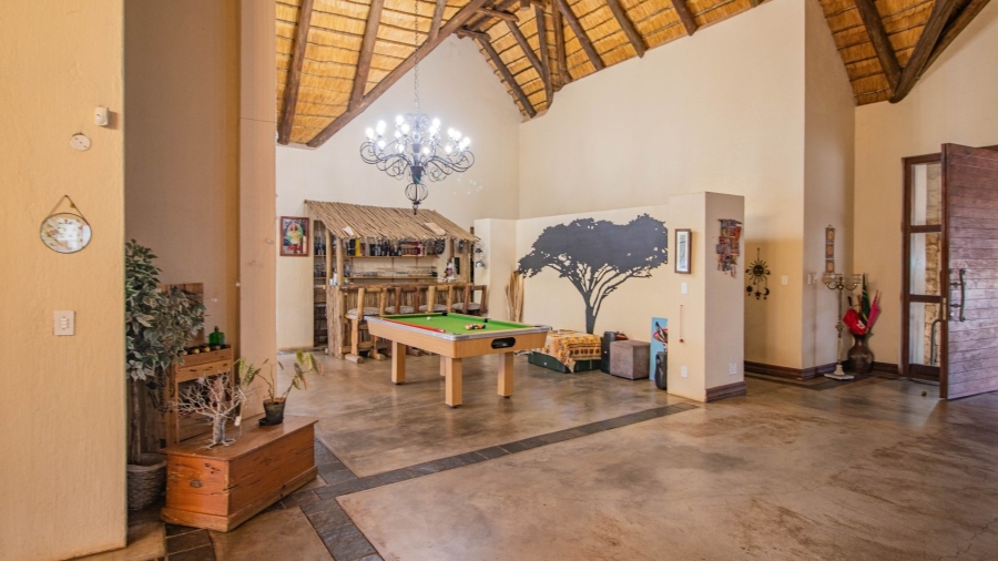 6 Bedroom Property for Sale in White River Estates Mpumalanga