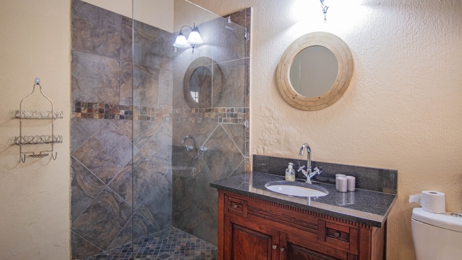 6 Bedroom Property for Sale in White River Estates Mpumalanga