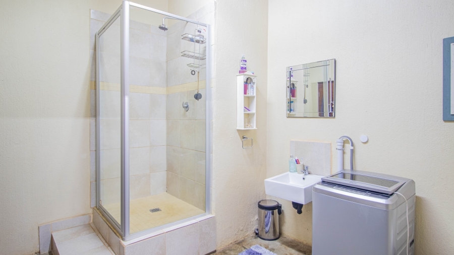 6 Bedroom Property for Sale in White River Estates Mpumalanga