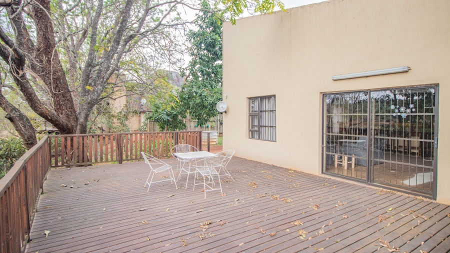 6 Bedroom Property for Sale in White River Estates Mpumalanga