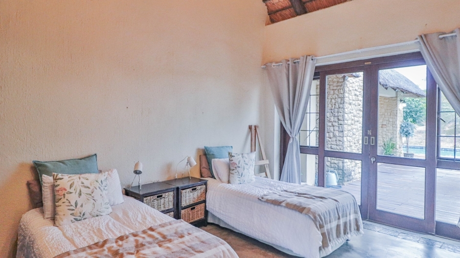 6 Bedroom Property for Sale in White River Estates Mpumalanga