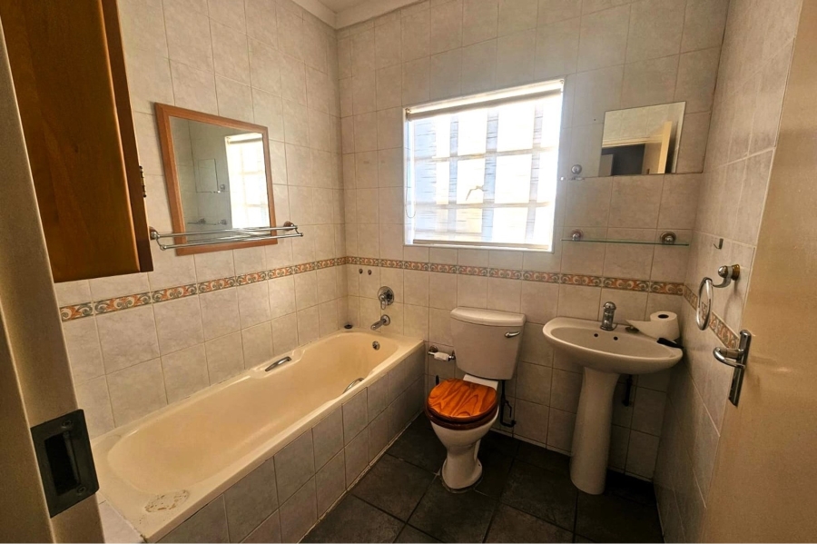 3 Bedroom Property for Sale in West Acres Mpumalanga