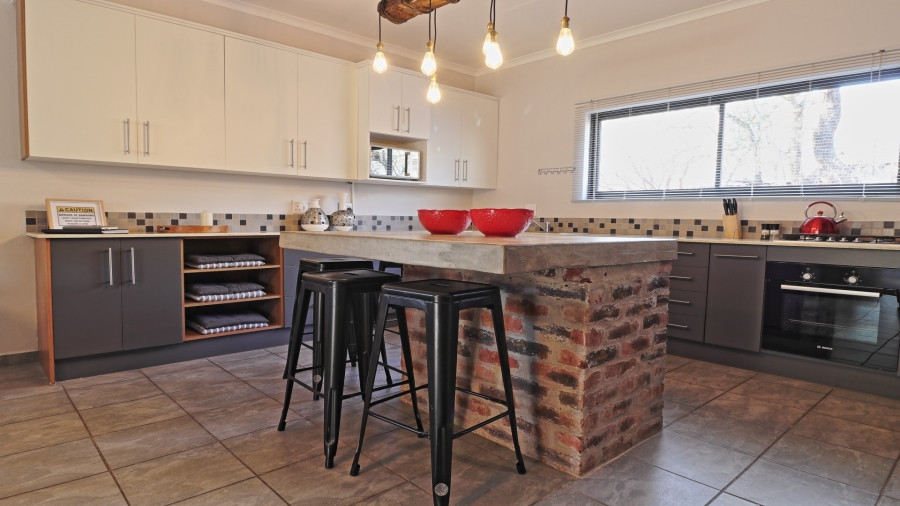 3 Bedroom Property for Sale in Marloth Park Mpumalanga
