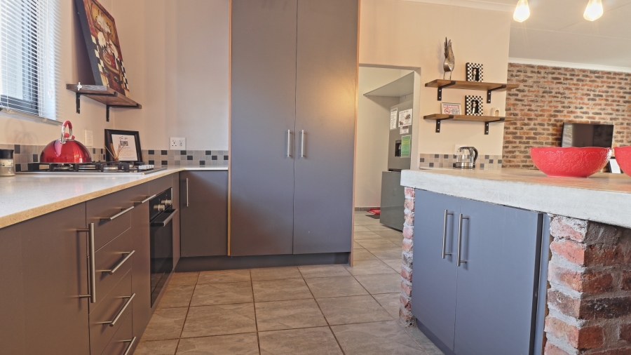 3 Bedroom Property for Sale in Marloth Park Mpumalanga