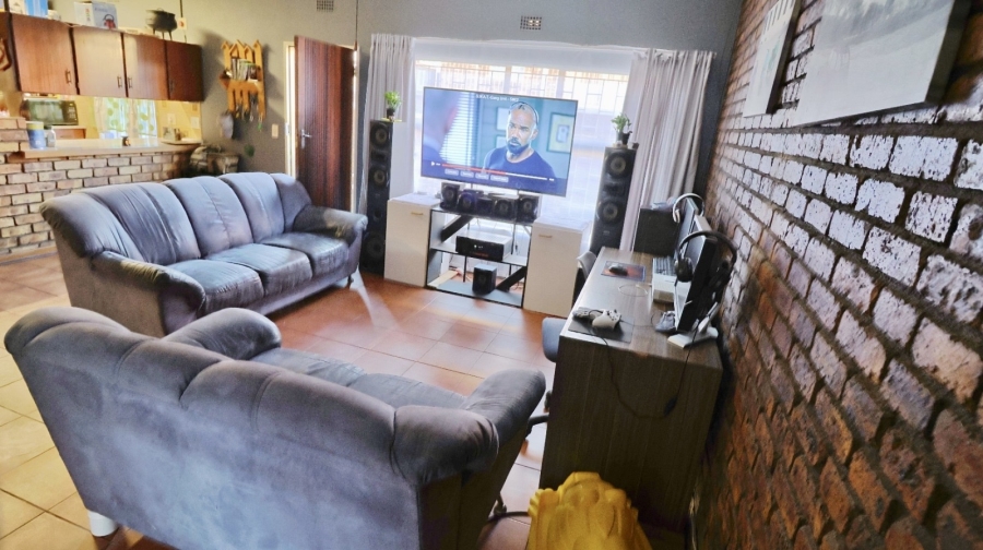 2 Bedroom Property for Sale in Piet Retief Mpumalanga
