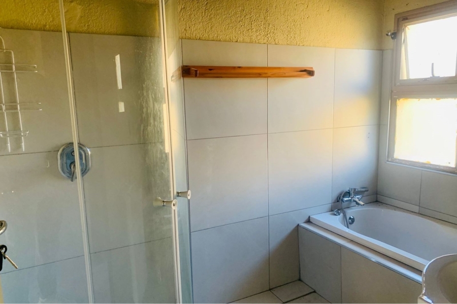 3 Bedroom Property for Sale in West Acres Mpumalanga