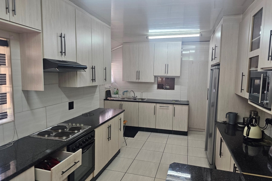 3 Bedroom Property for Sale in Duvha Park Mpumalanga