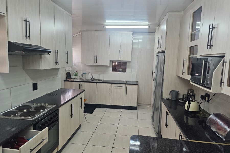 3 Bedroom Property for Sale in Duvha Park Mpumalanga