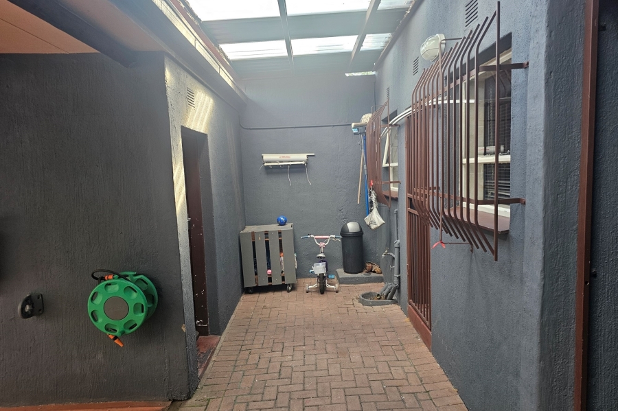 2 Bedroom Property for Sale in Model Park Mpumalanga