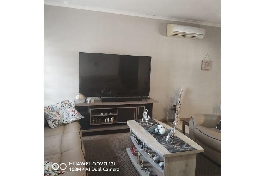 4 Bedroom Property for Sale in Model Park Mpumalanga