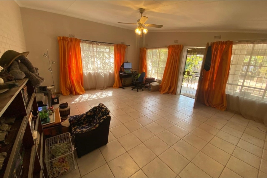 To Let 2 Bedroom Property for Rent in Nelspruit Mpumalanga