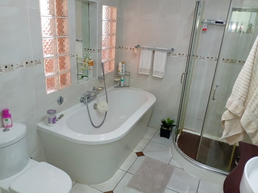 4 Bedroom Property for Sale in Secunda Mpumalanga