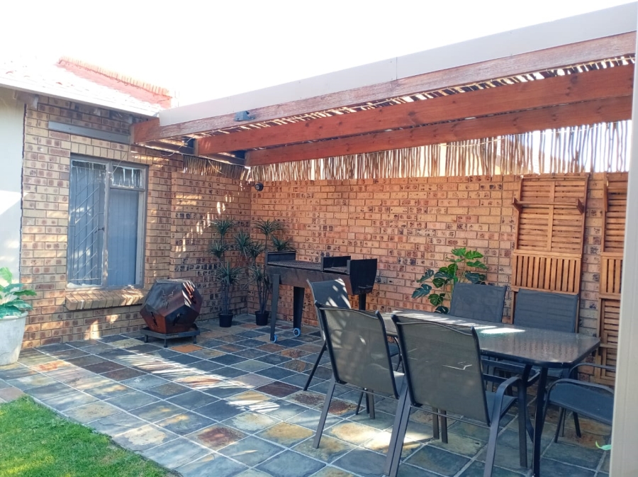 4 Bedroom Property for Sale in Secunda Mpumalanga