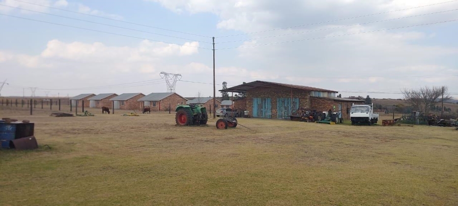25 Bedroom Property for Sale in Kromdraai AH Mpumalanga