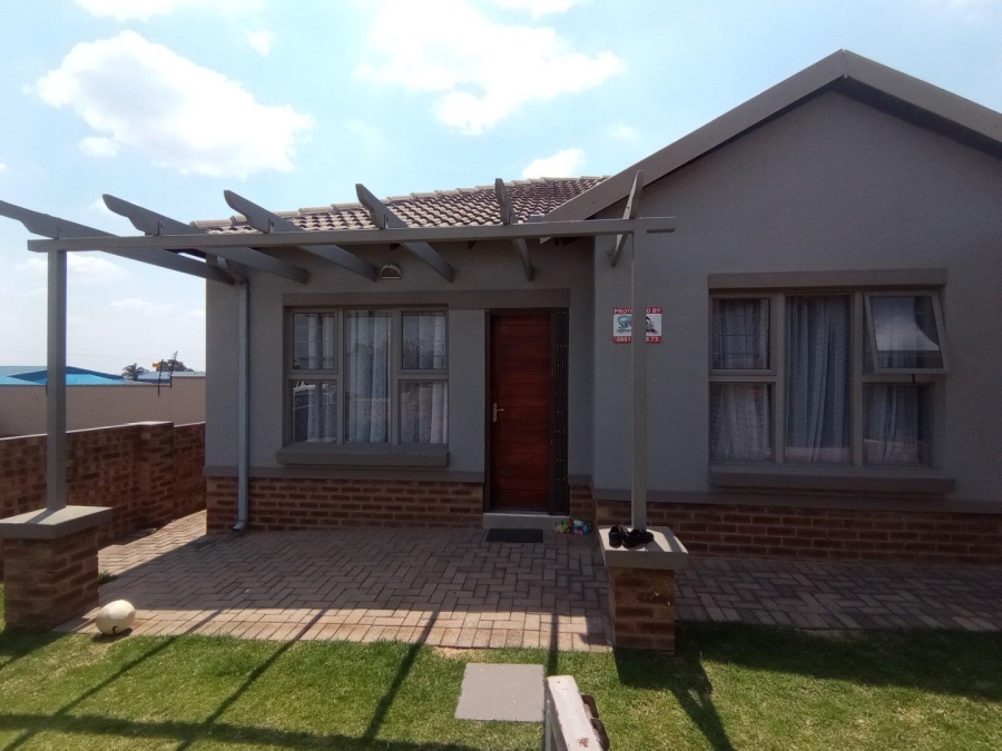 3 Bedroom Property for Sale in Dixon A H Mpumalanga