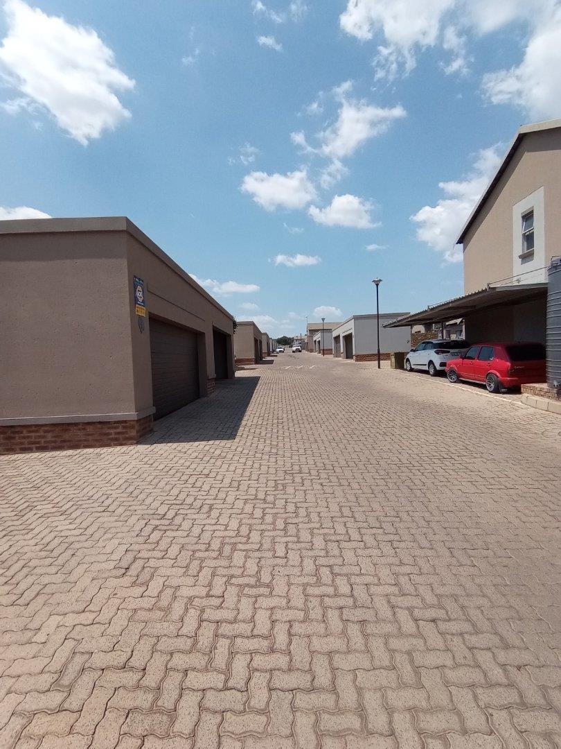 3 Bedroom Property for Sale in Dixon A H Mpumalanga
